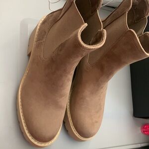 High heel Women 7 1/2 boots